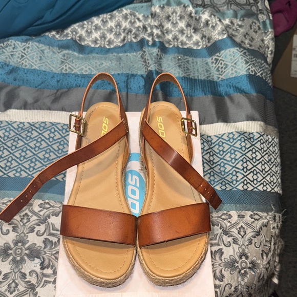 Soda Brown Espadrille Shoes with Platform Sole - Picture 6 of 6